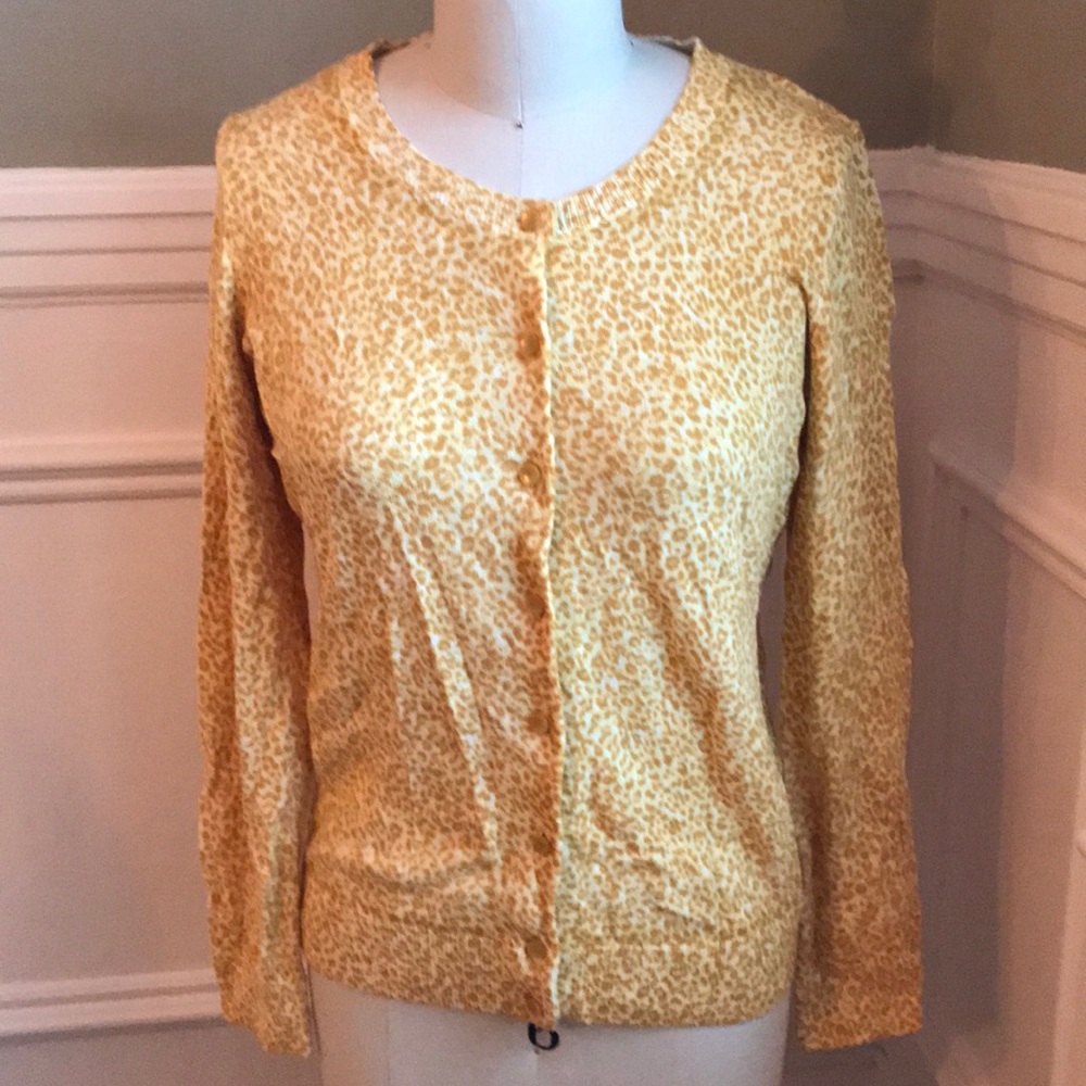 Woman’s Talbots sweater brand new